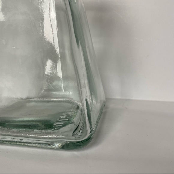 Glass Bulb Vase Square Clear With Flared Top 5” Tall EUC Flower Floral Flared - Picture 10 of 13